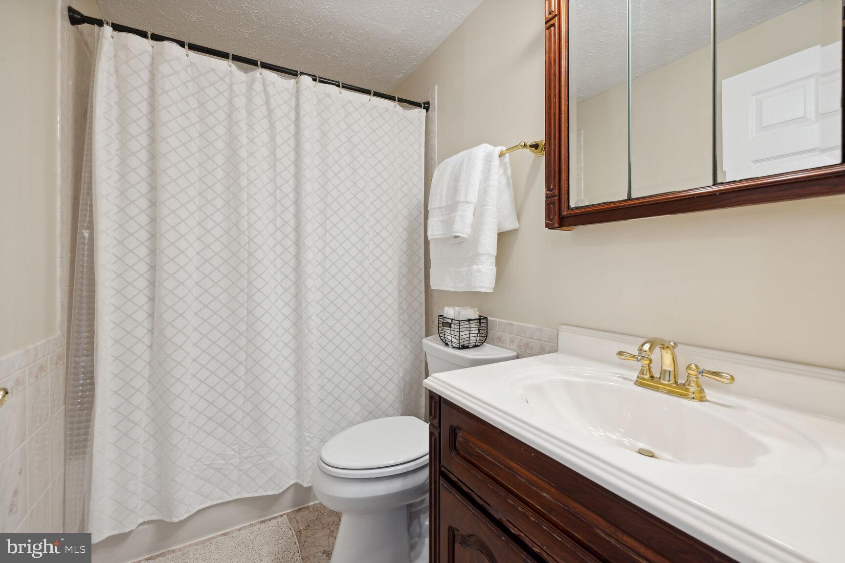 DAMASCUS VALLEY PARK - Residential