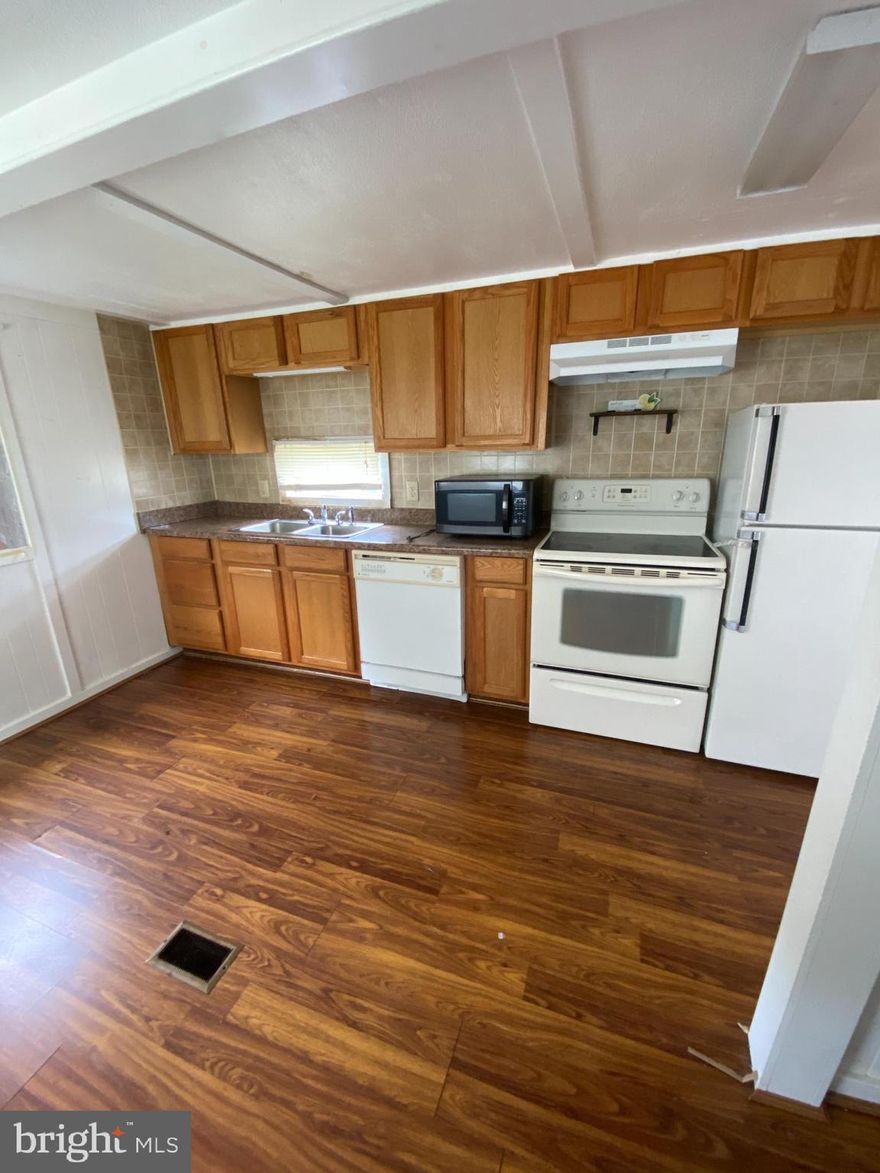2-bedroom, 1-bath mobile home available for immediate occupancy in South Berkeley! Affordable living in Gerrardstown, WV, in a mobile home park community.