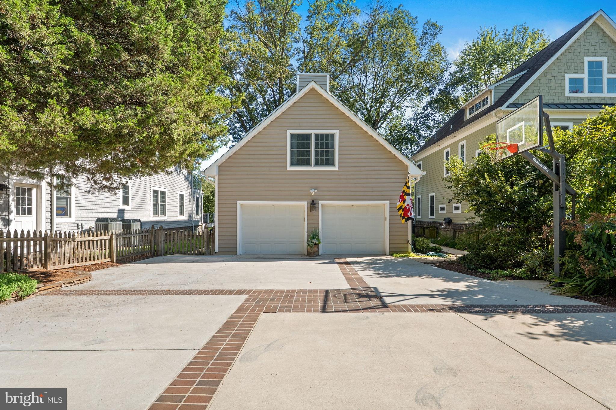 SHORE ACRES - Residential