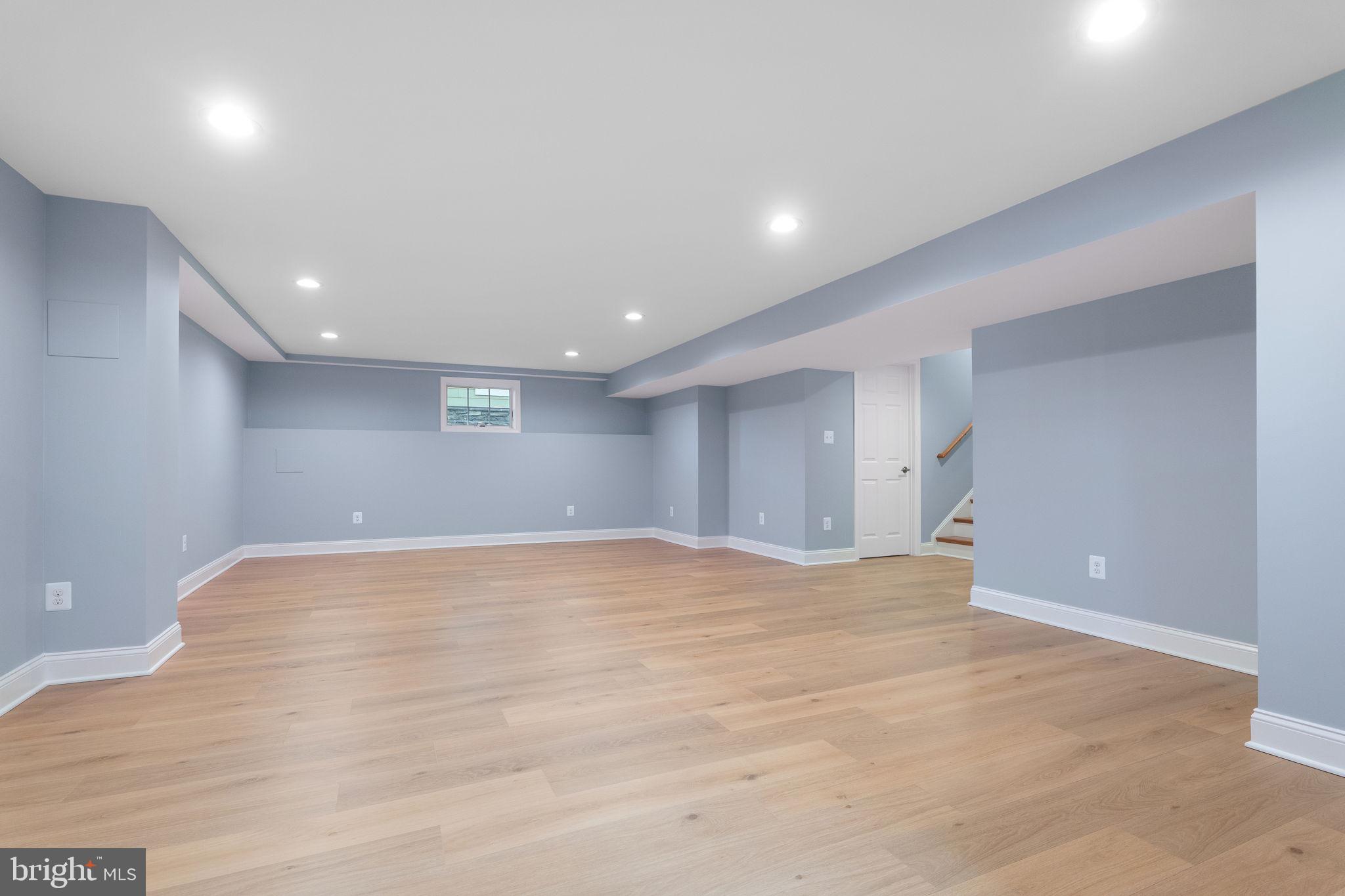 SHORE ACRES - Residential