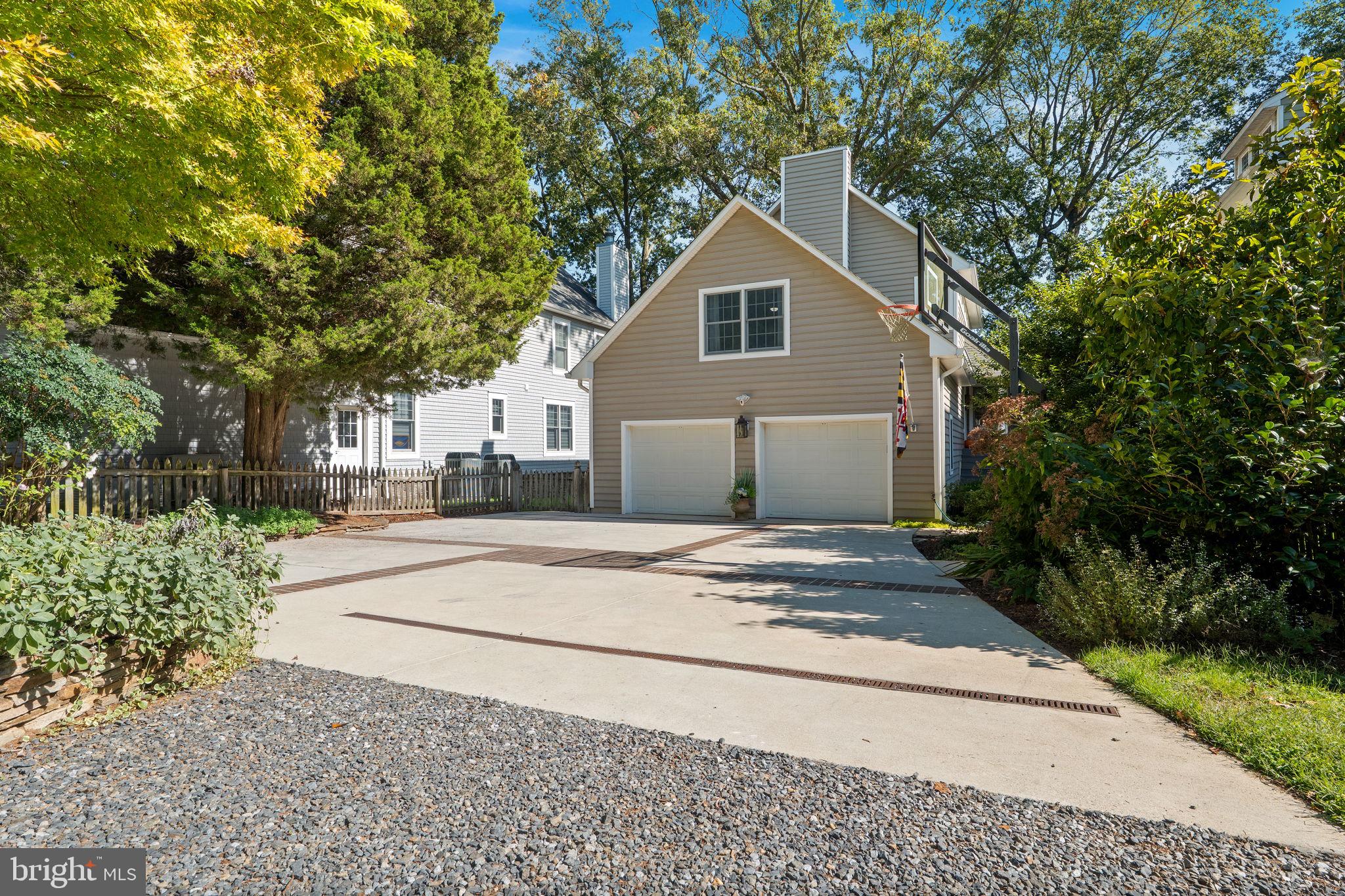 SHORE ACRES - Residential