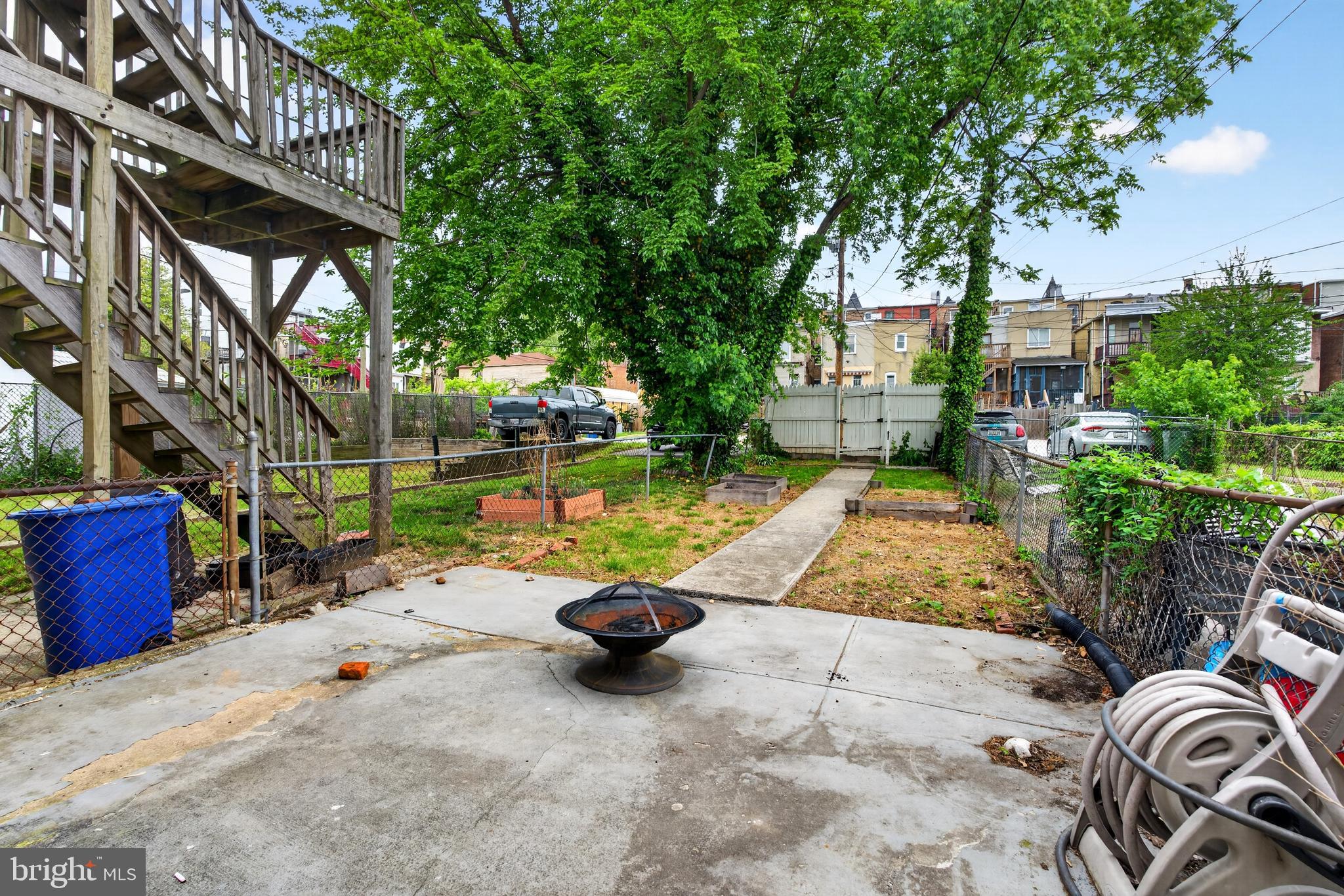 RESERVOIR HILL - Residential