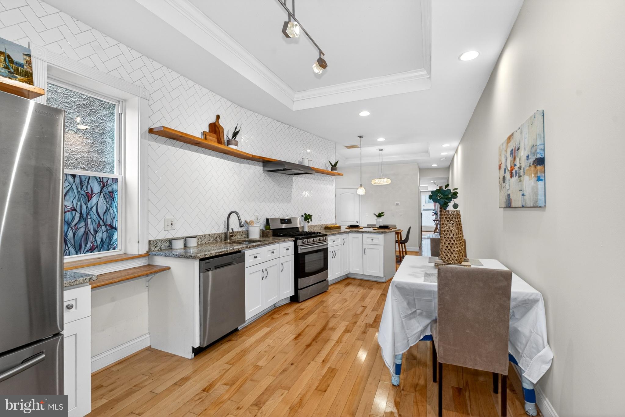RESERVOIR HILL - Residential