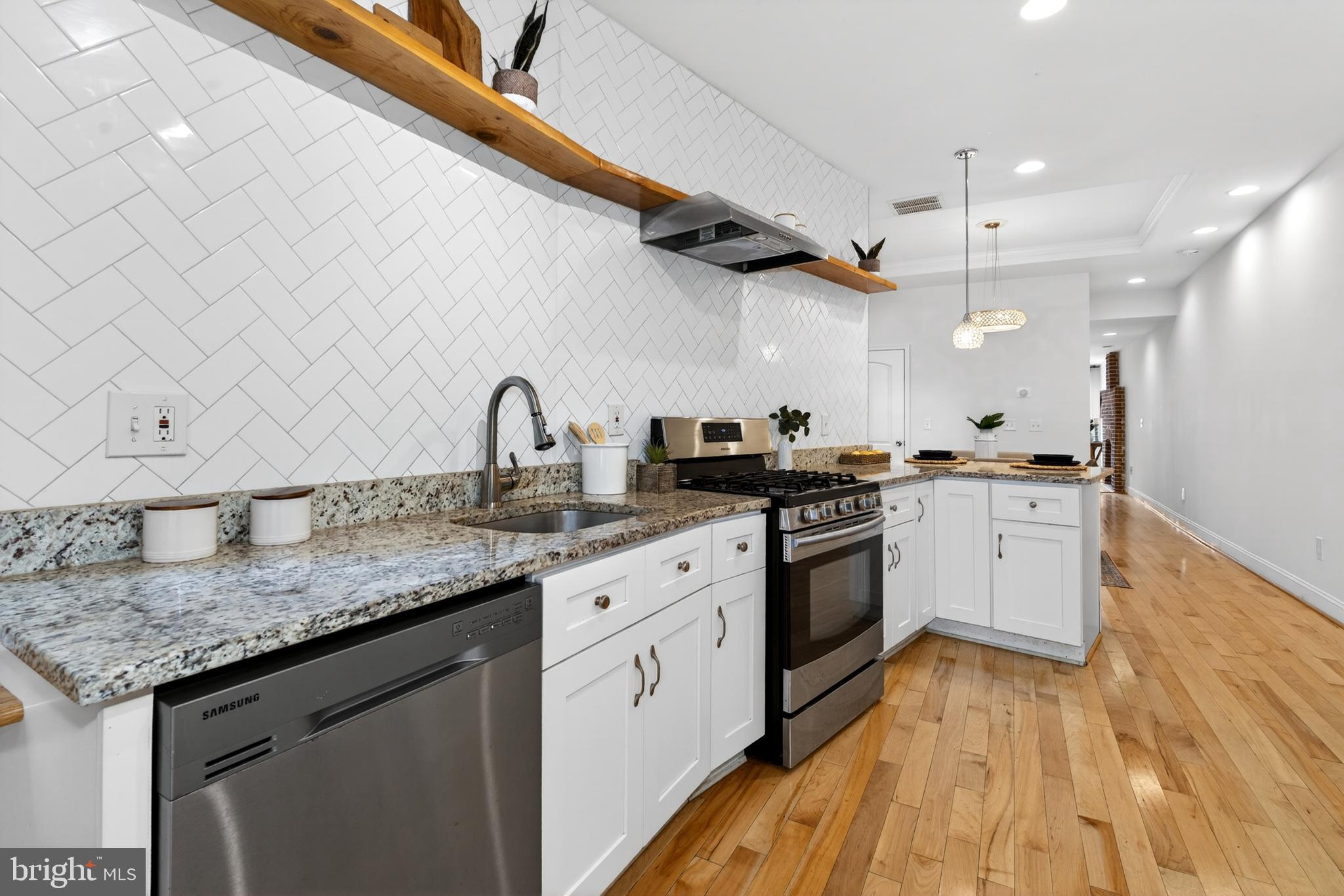 RESERVOIR HILL - Residential