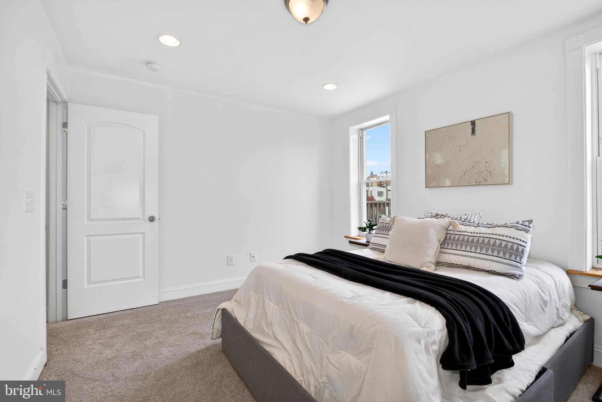 RESERVOIR HILL - Residential