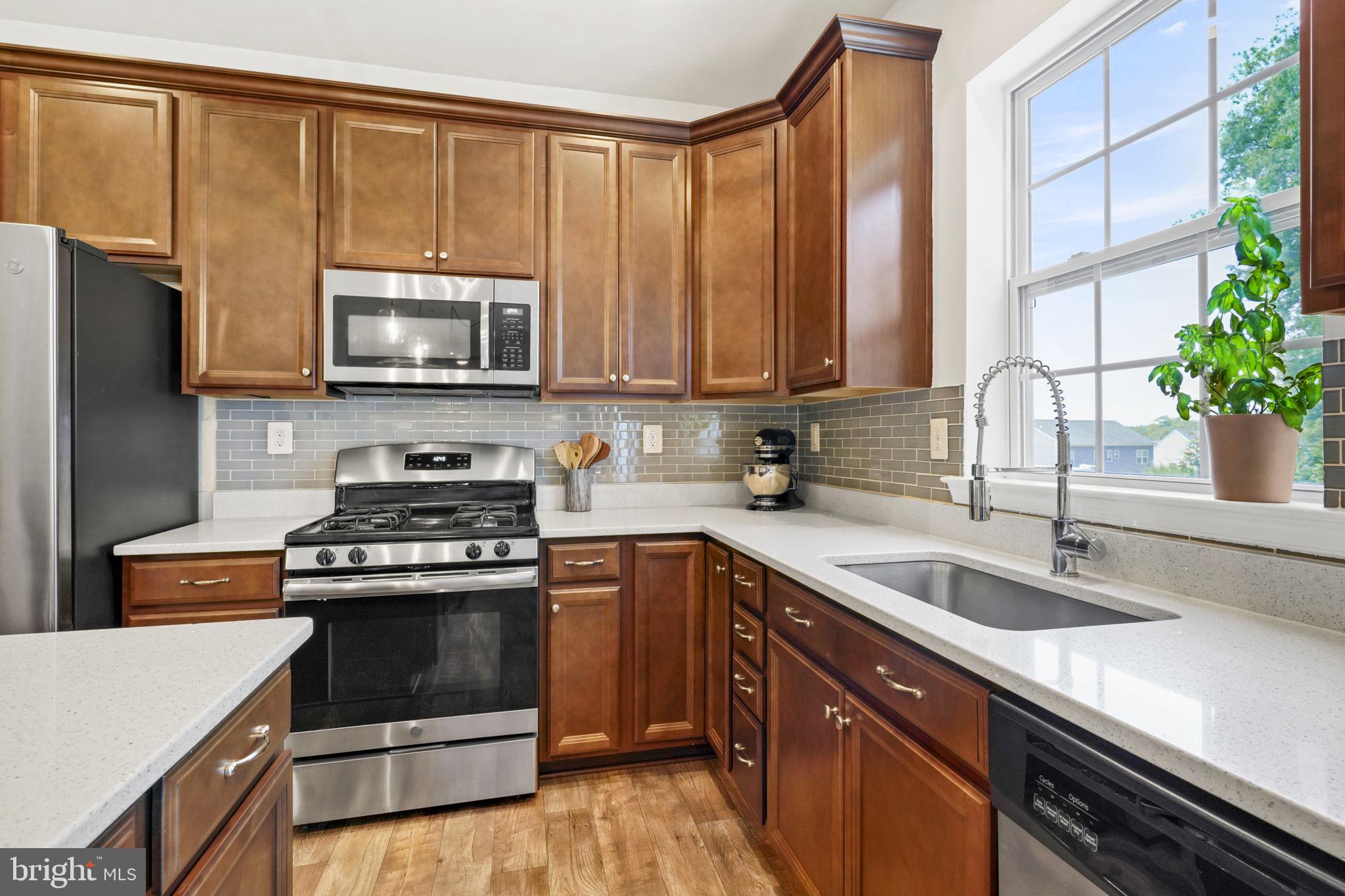 ELIZABETH HILLS PHASE 1 - Residential