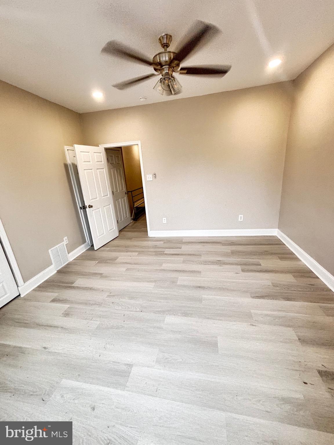 GERMANTOWN (EAST) - Residential