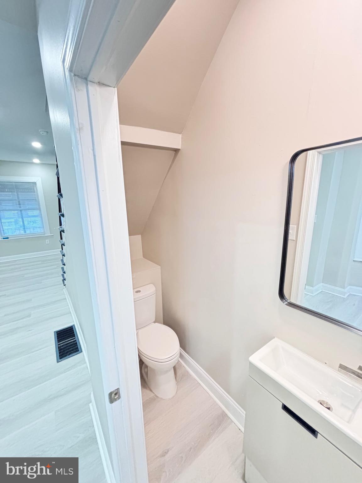 GERMANTOWN (EAST) - Residential