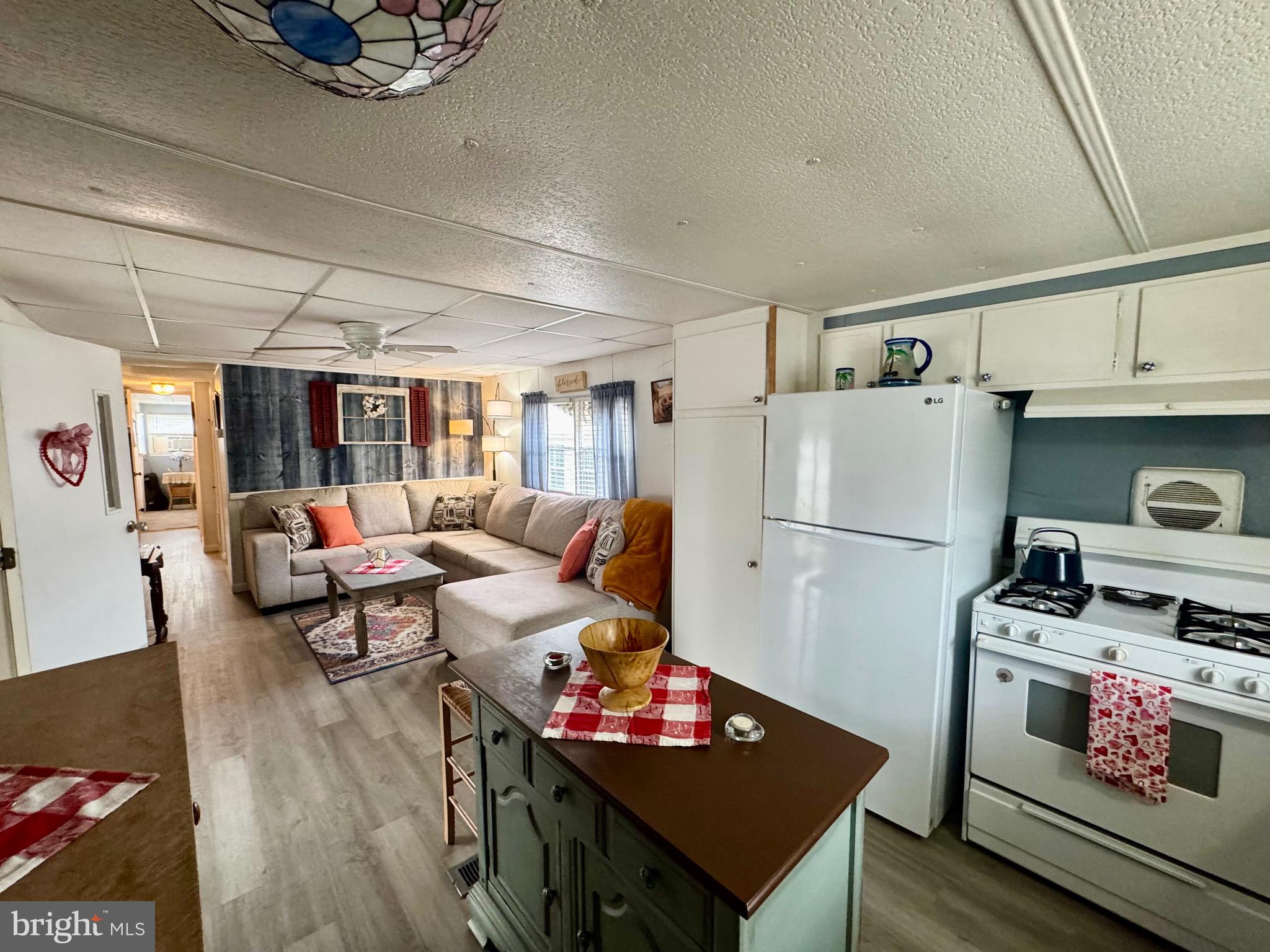 SEA AIR VILLAGE - Residential