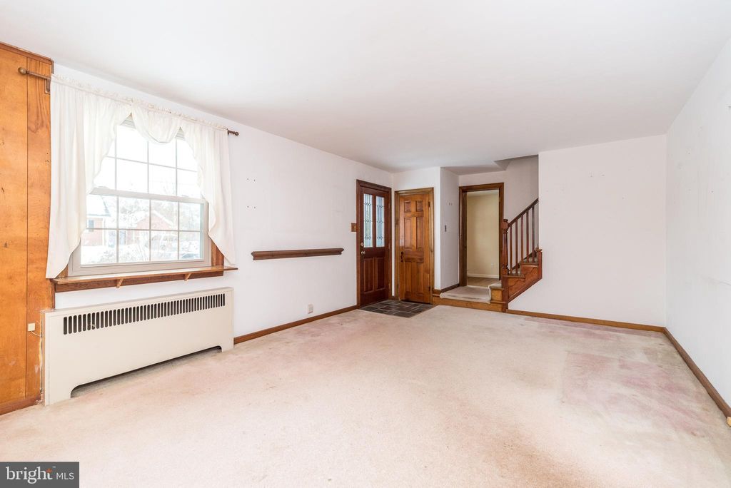 Photo of 640 S Towamencin Avenue, LANSDALE, PA 19446 (MLS # PAMC2166528)