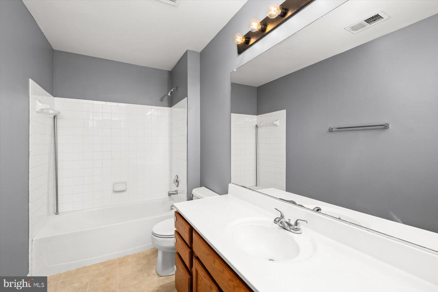 RIVER WALK - Residential