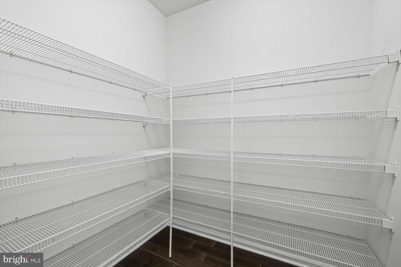 RIVER WALK - Residential