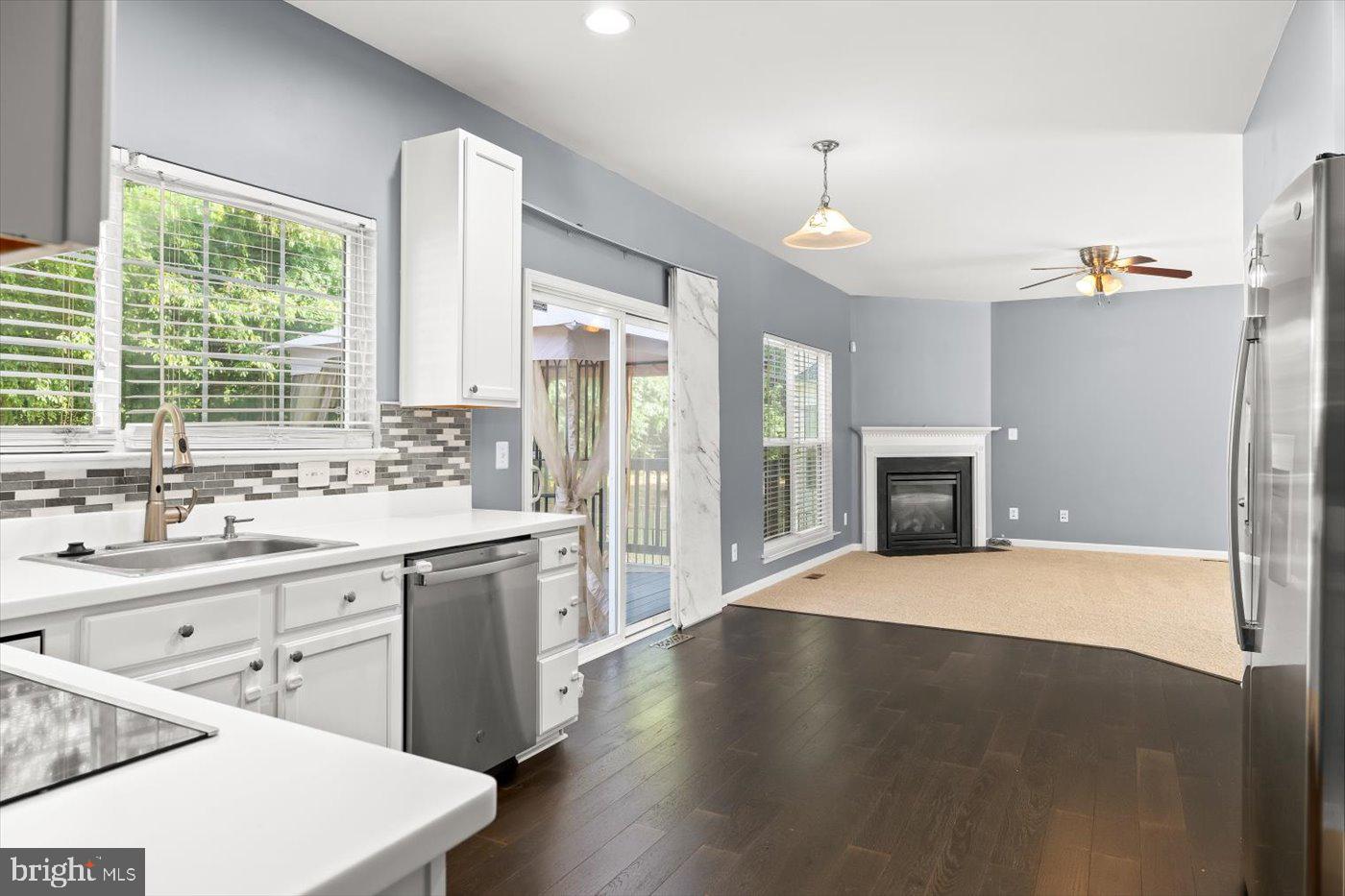 RIVER WALK - Residential