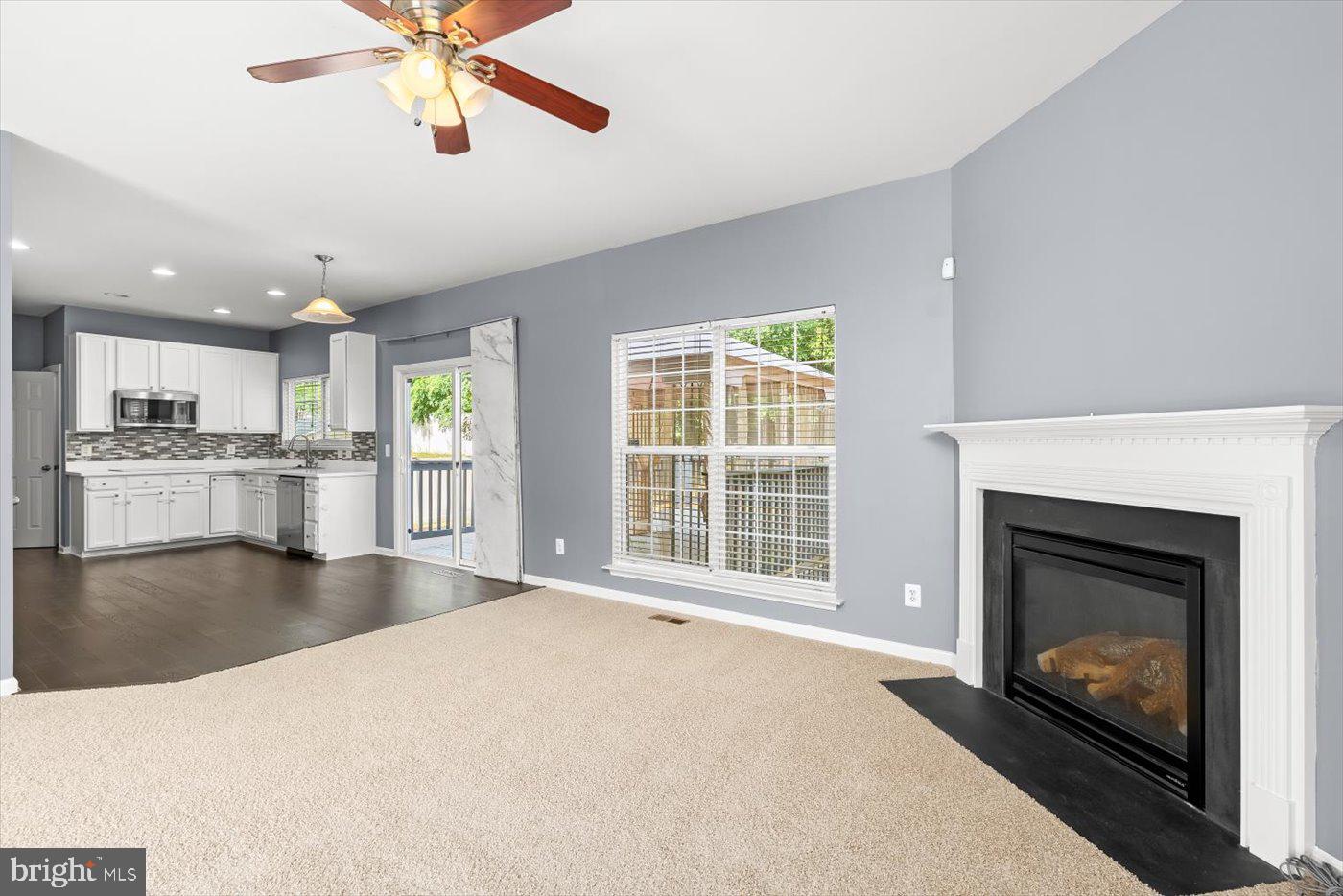 RIVER WALK - Residential