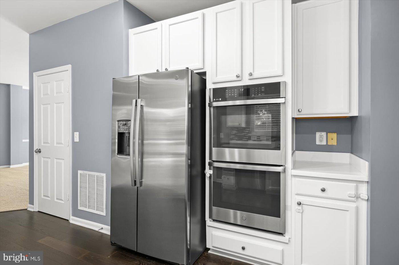 RIVER WALK - Residential