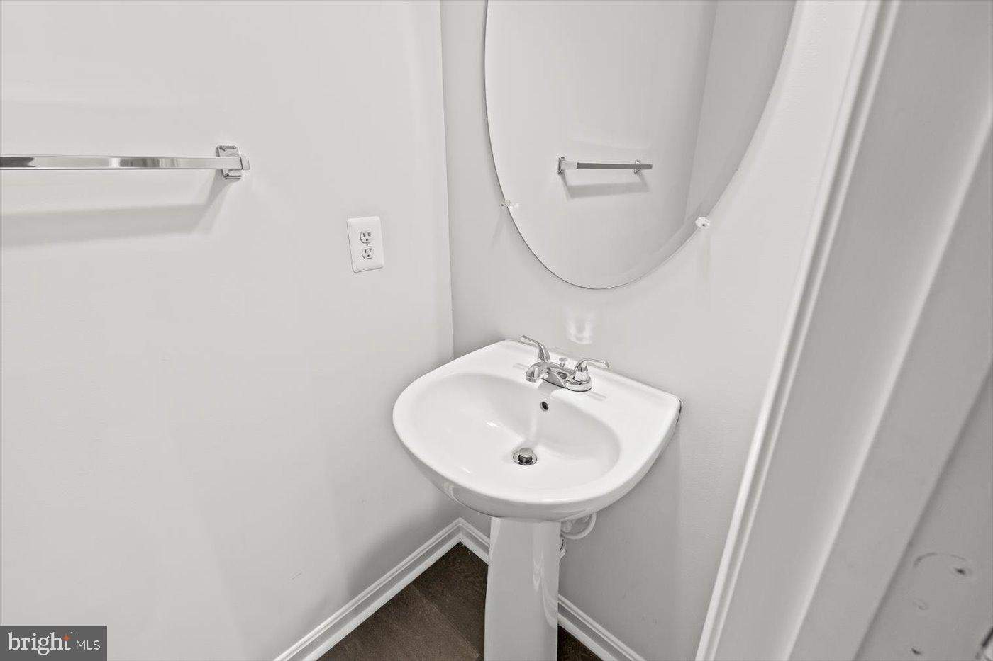 RIVER WALK - Residential