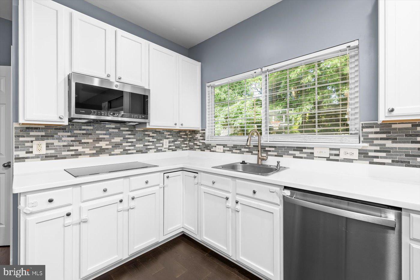 RIVER WALK - Residential