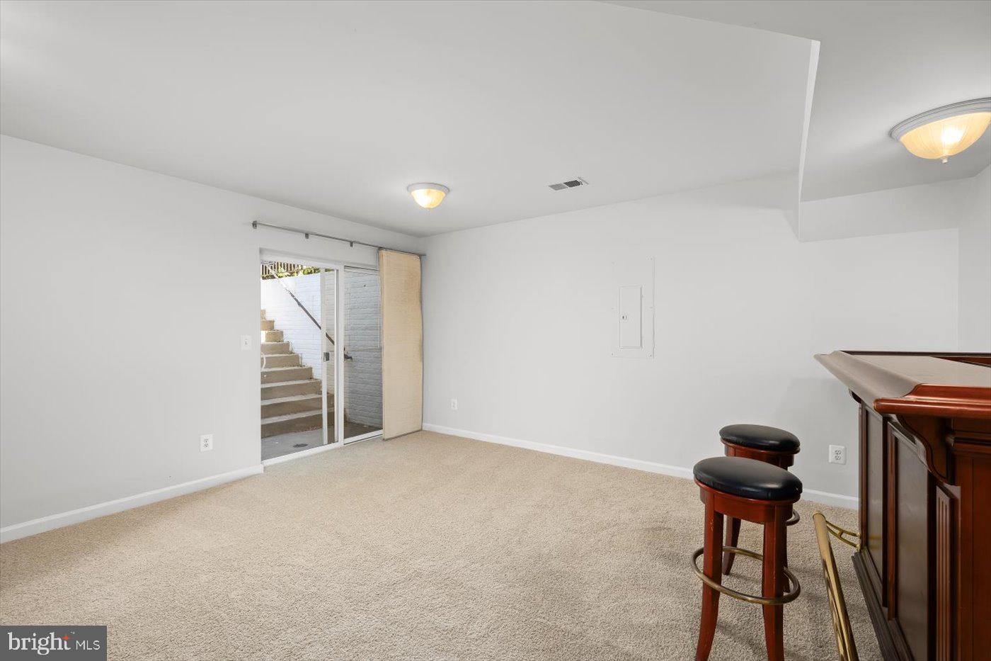 RIVER WALK - Residential