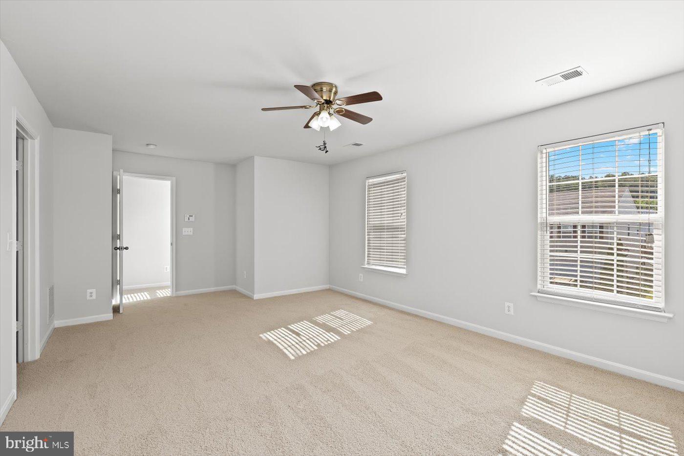 RIVER WALK - Residential