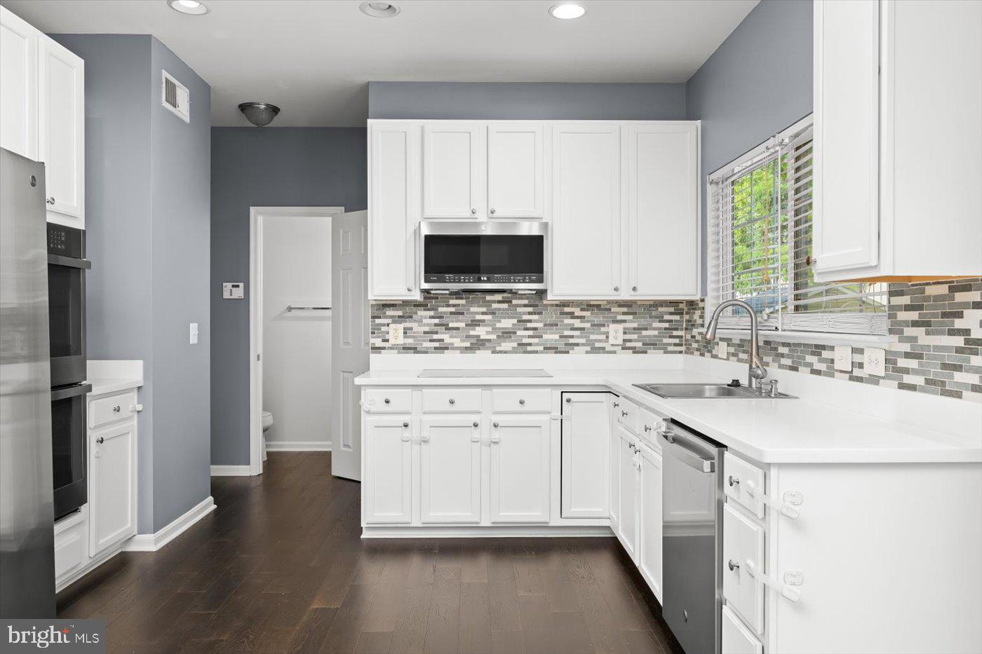 RIVER WALK - Residential