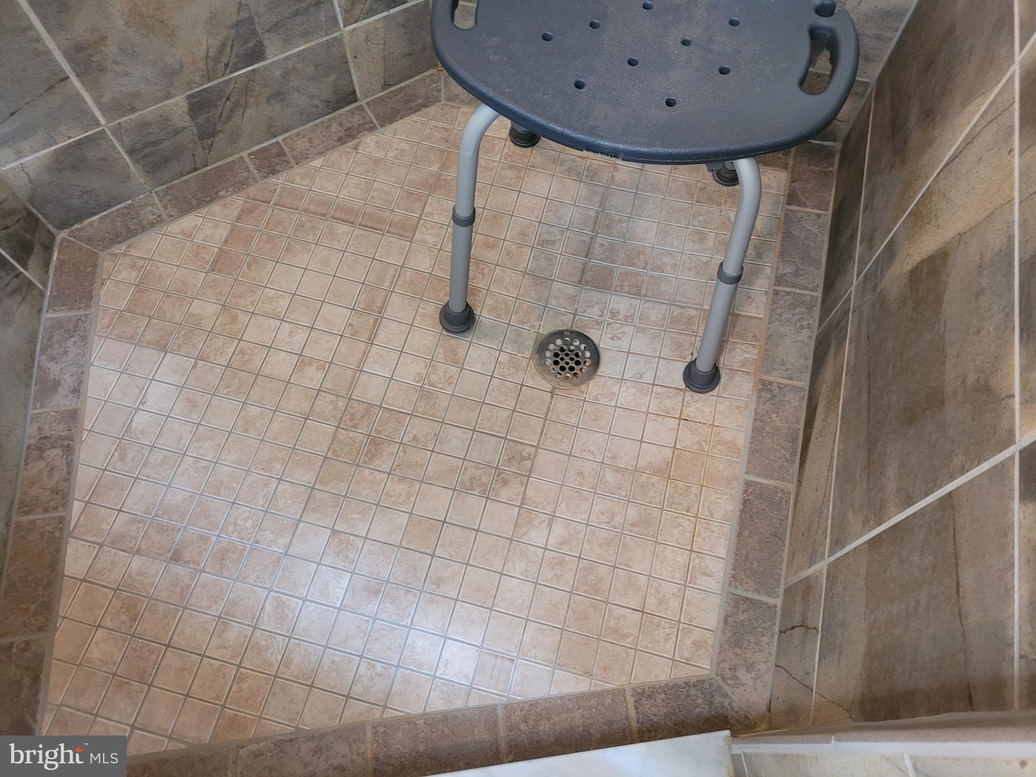 HARFORD GARDENS - Residential