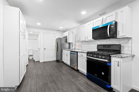 Townhouse For Sale - 524 York Street<br/> Burlington County, BURLINGTON, NJ 08016