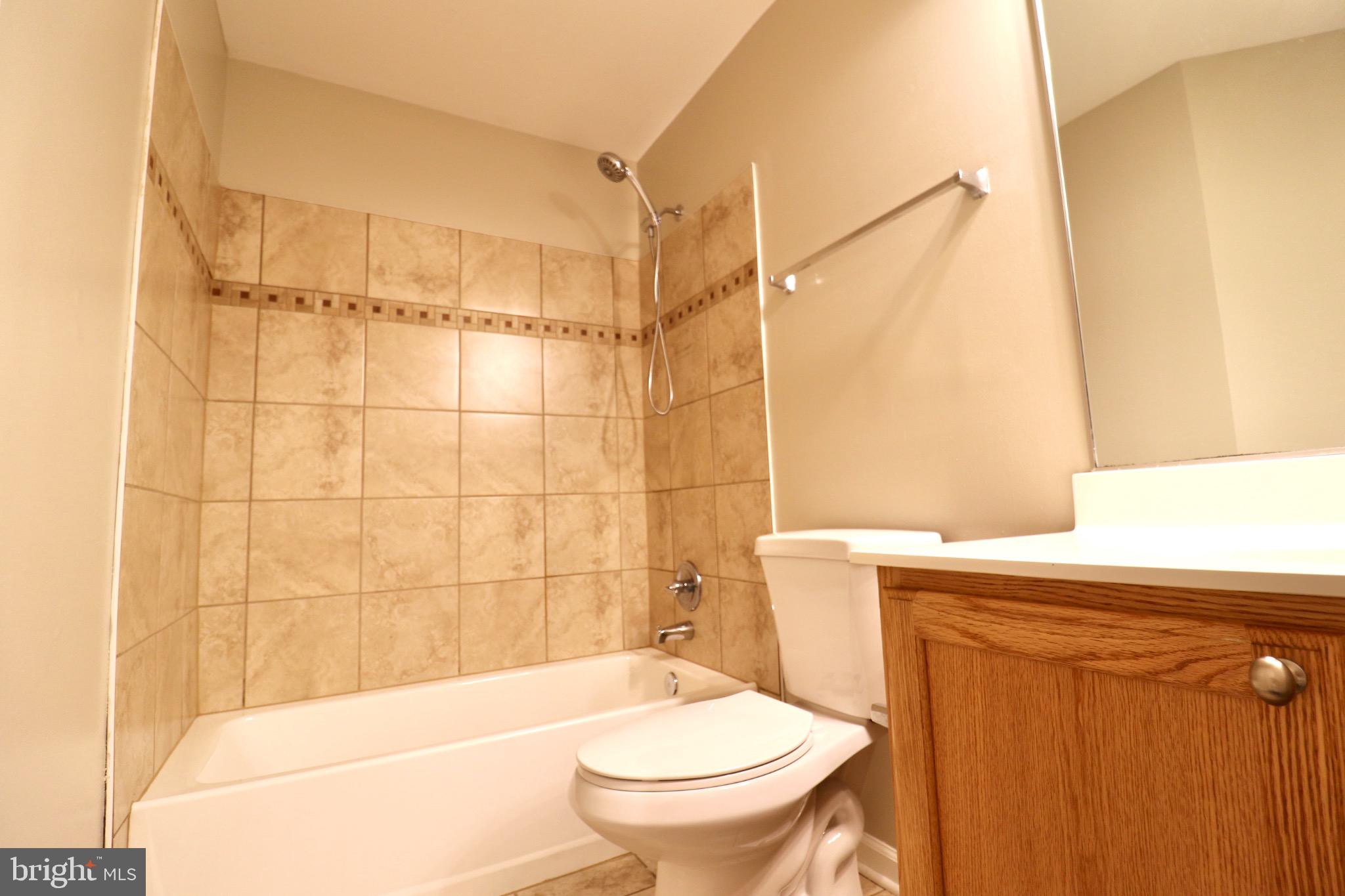 MAGRUDERS OVERLOOK - Residential Lease