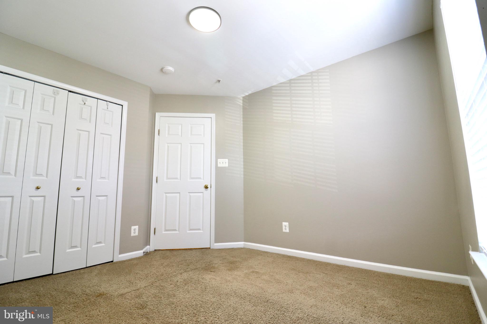 MAGRUDERS OVERLOOK - Residential Lease