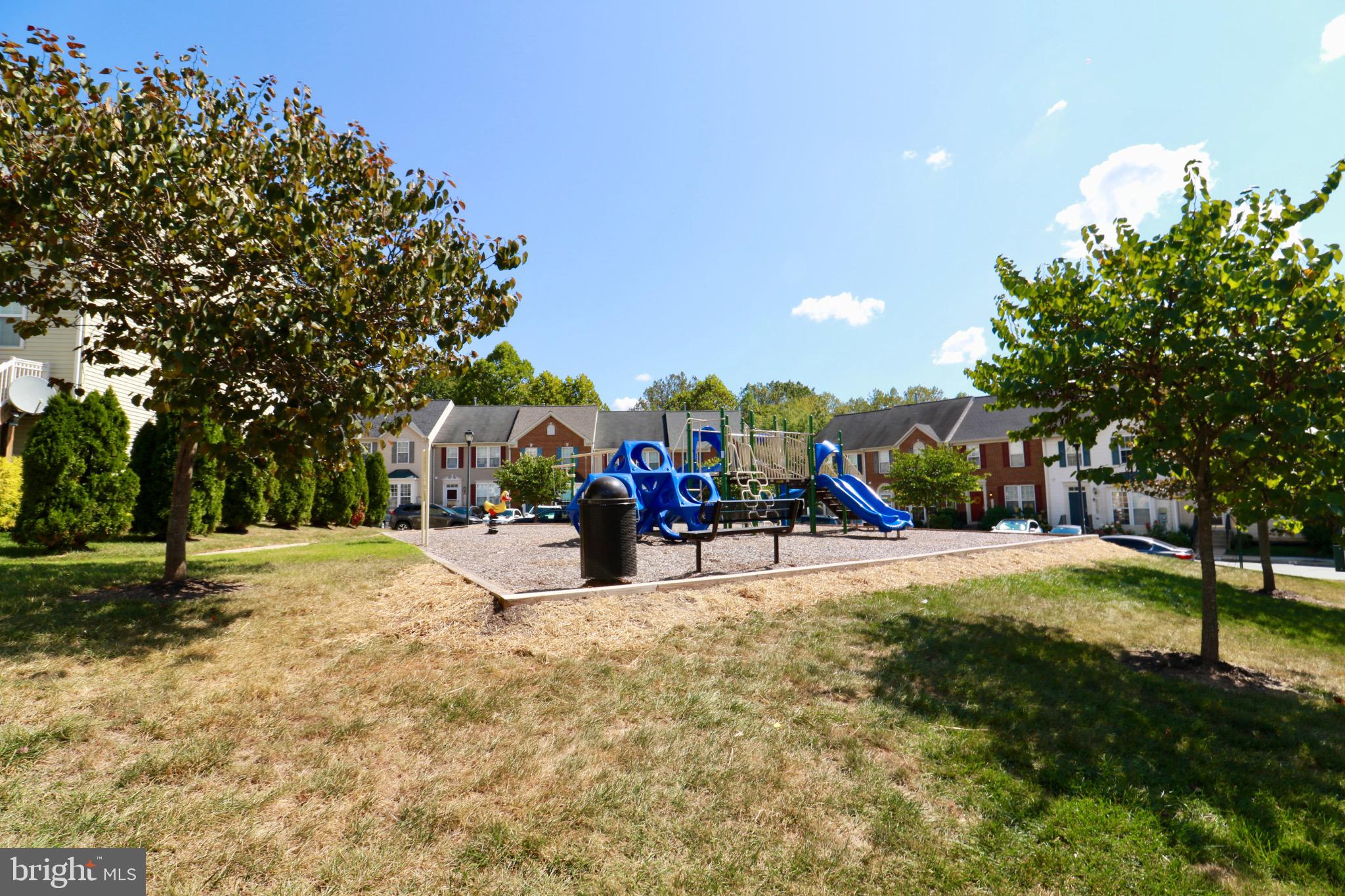 MAGRUDERS OVERLOOK - Residential Lease