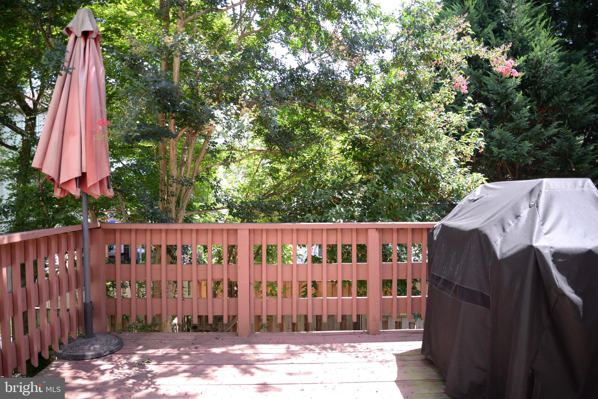 COLONY PARK - Residential Lease