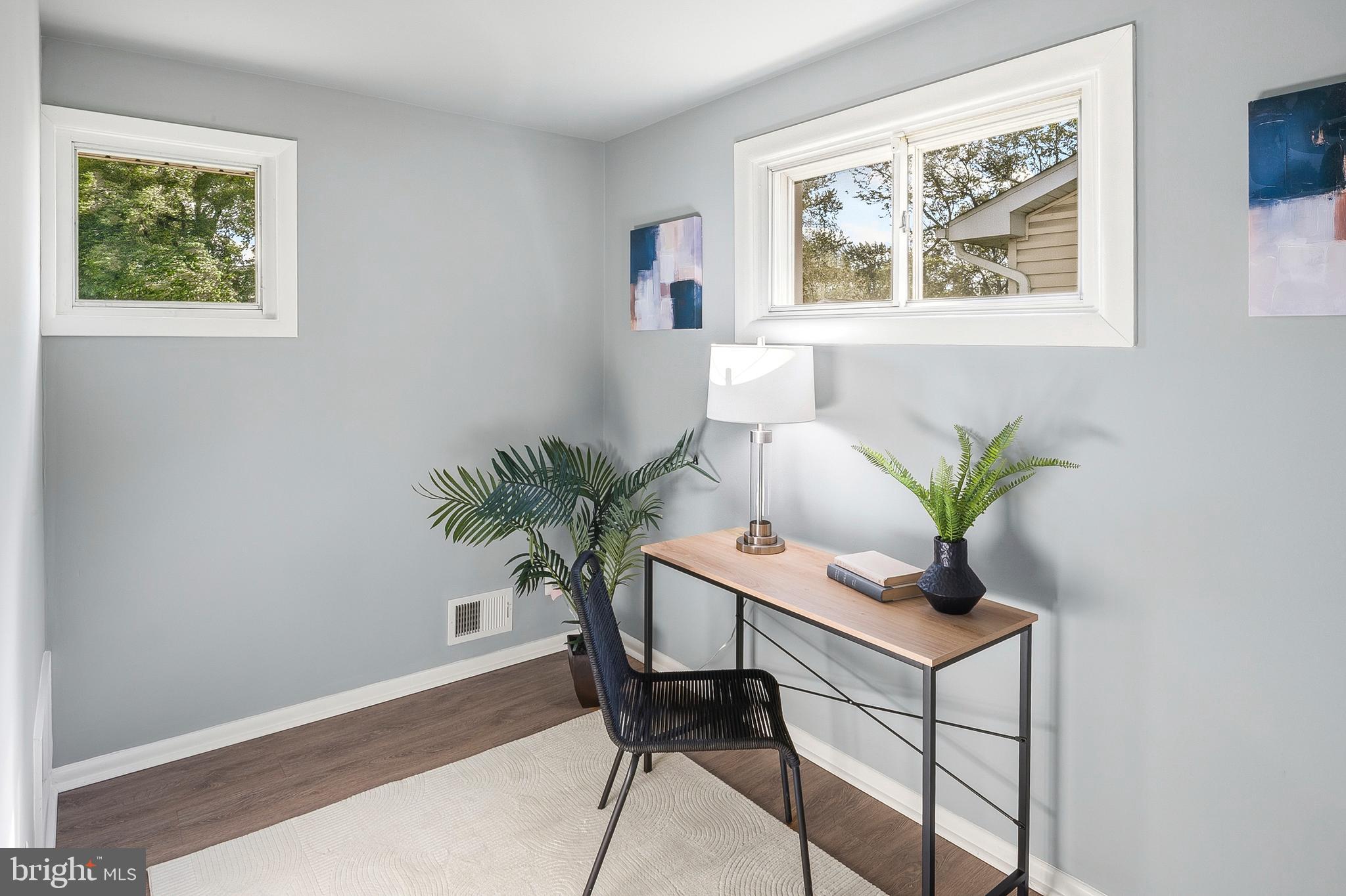 ARUNDEL GARDENS - Residential