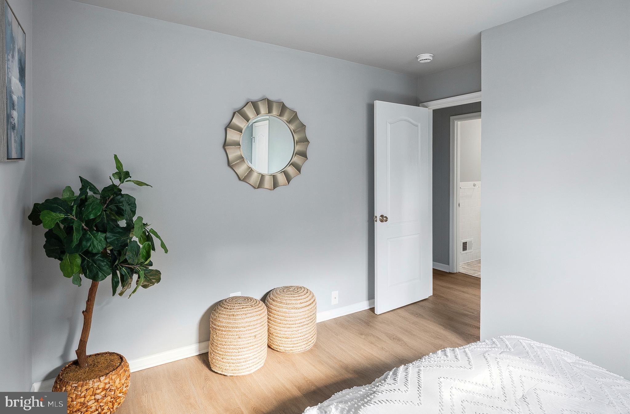 ARUNDEL GARDENS - Residential