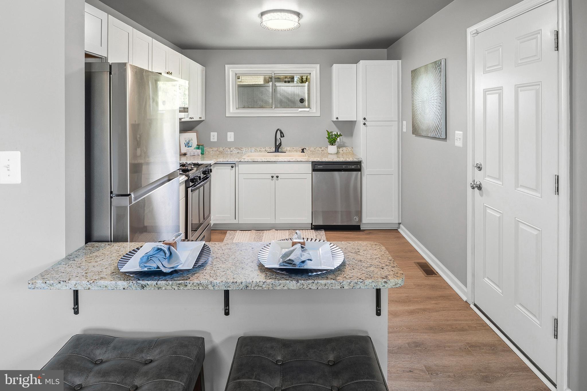 ARUNDEL GARDENS - Residential