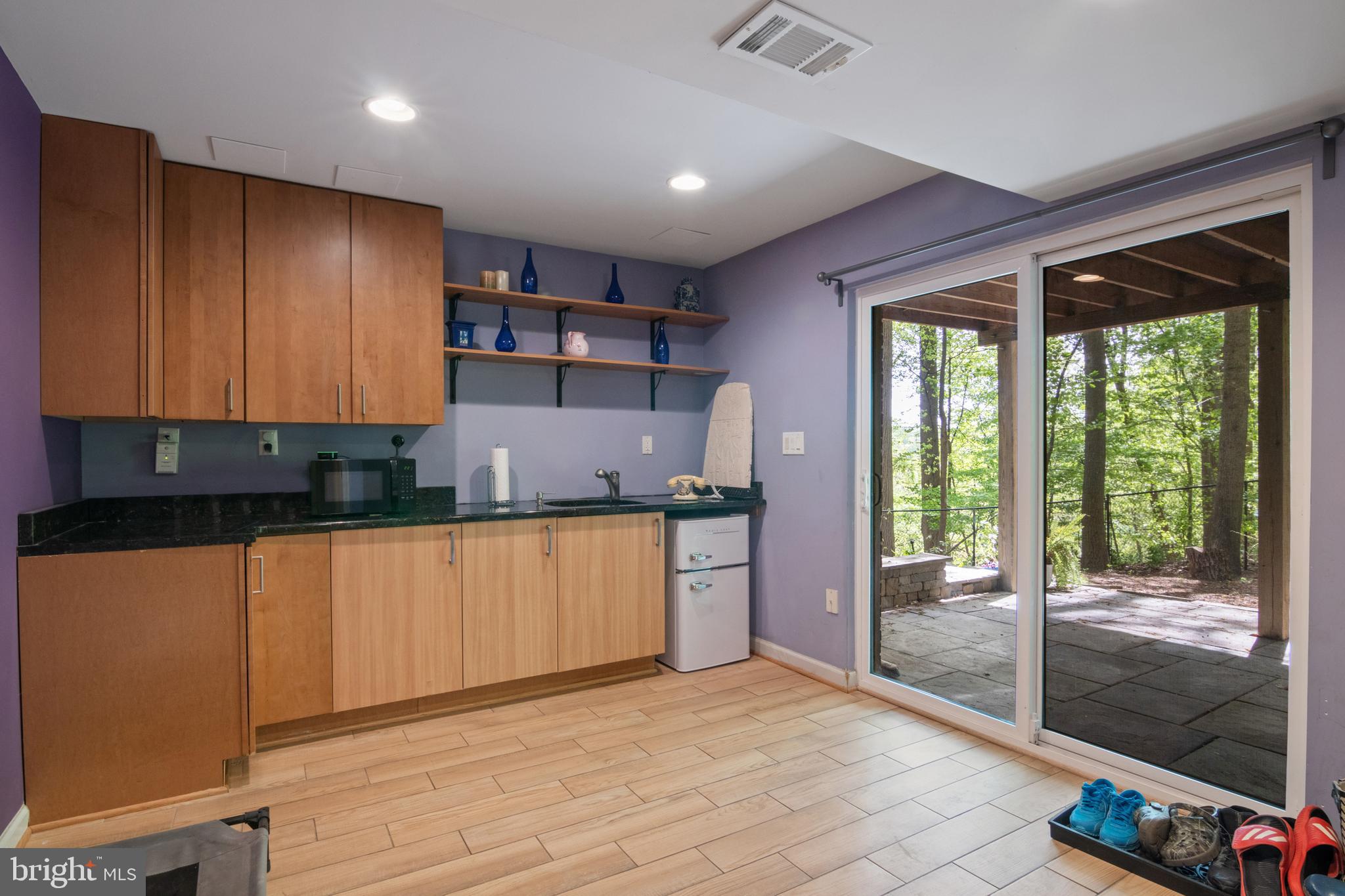 CONGRESSIONAL COUNTRY CLUB ESTATES - Residential