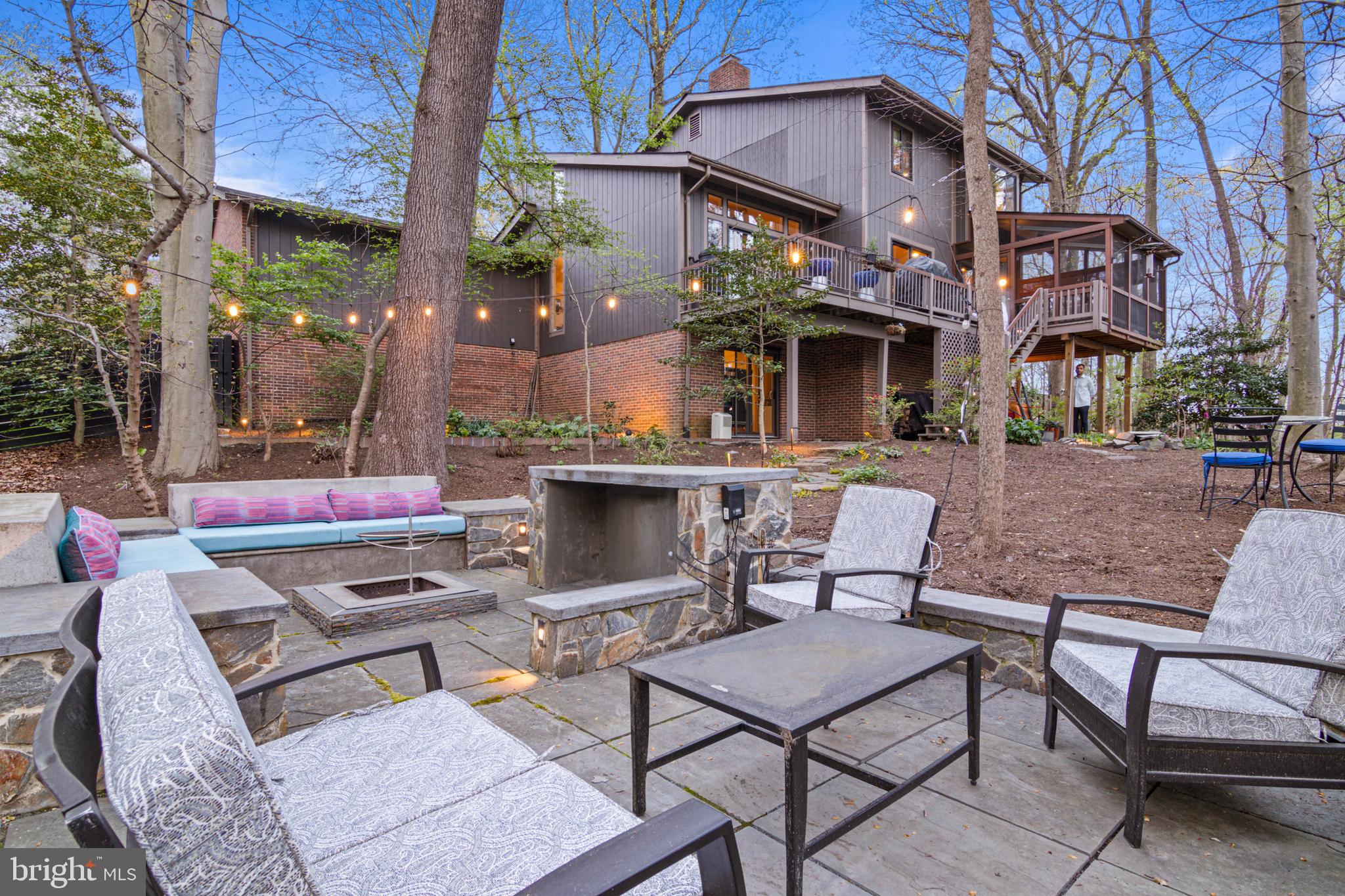 CONGRESSIONAL COUNTRY CLUB ESTATES - Residential