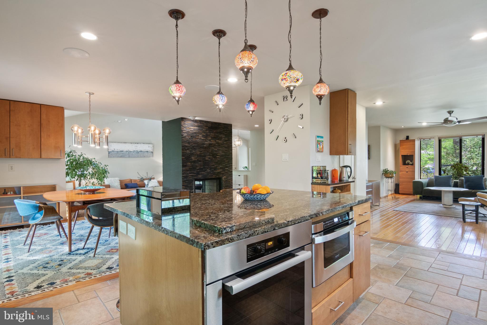 CONGRESSIONAL COUNTRY CLUB ESTATES - Residential