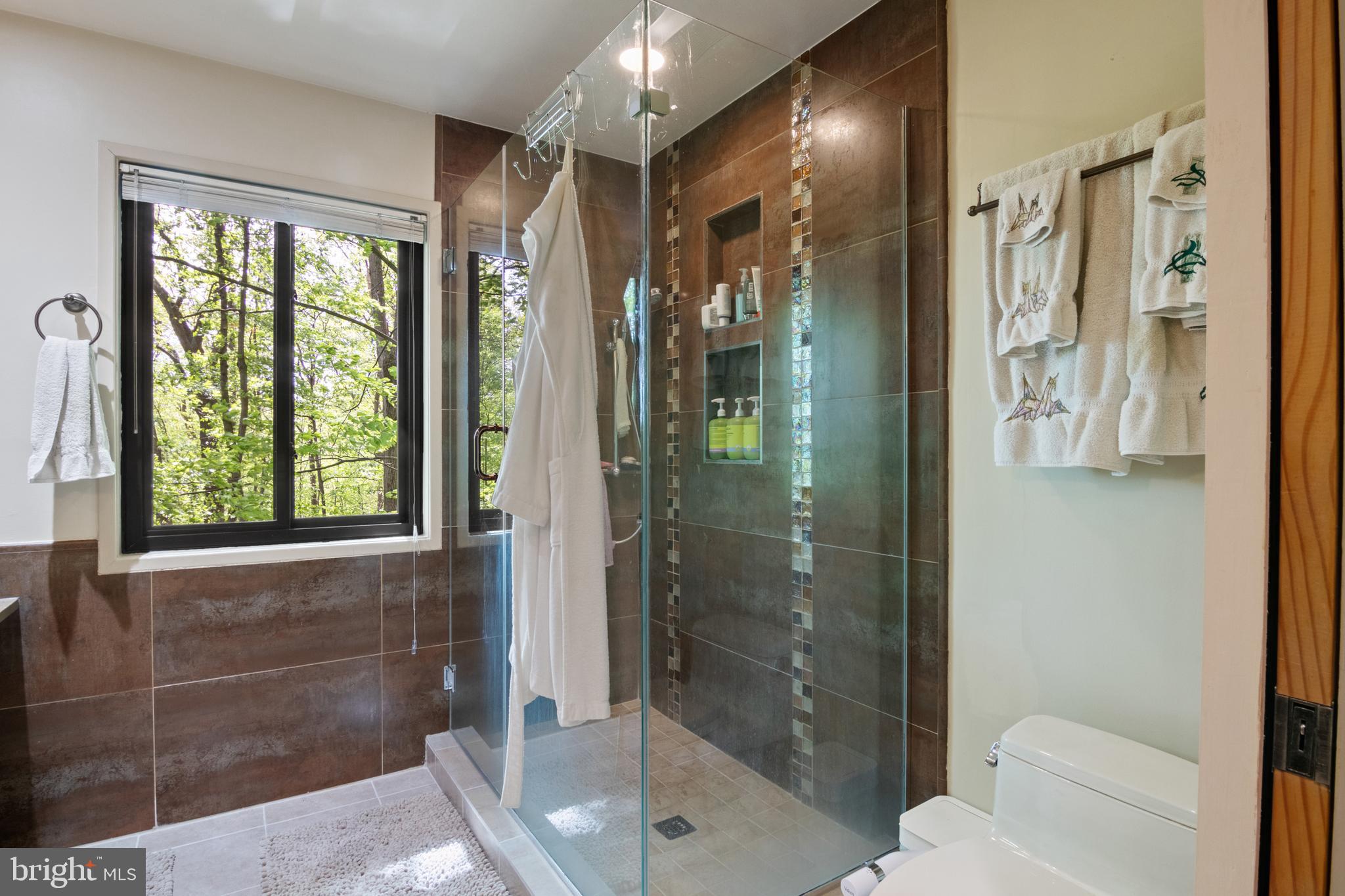 CONGRESSIONAL COUNTRY CLUB ESTATES - Residential