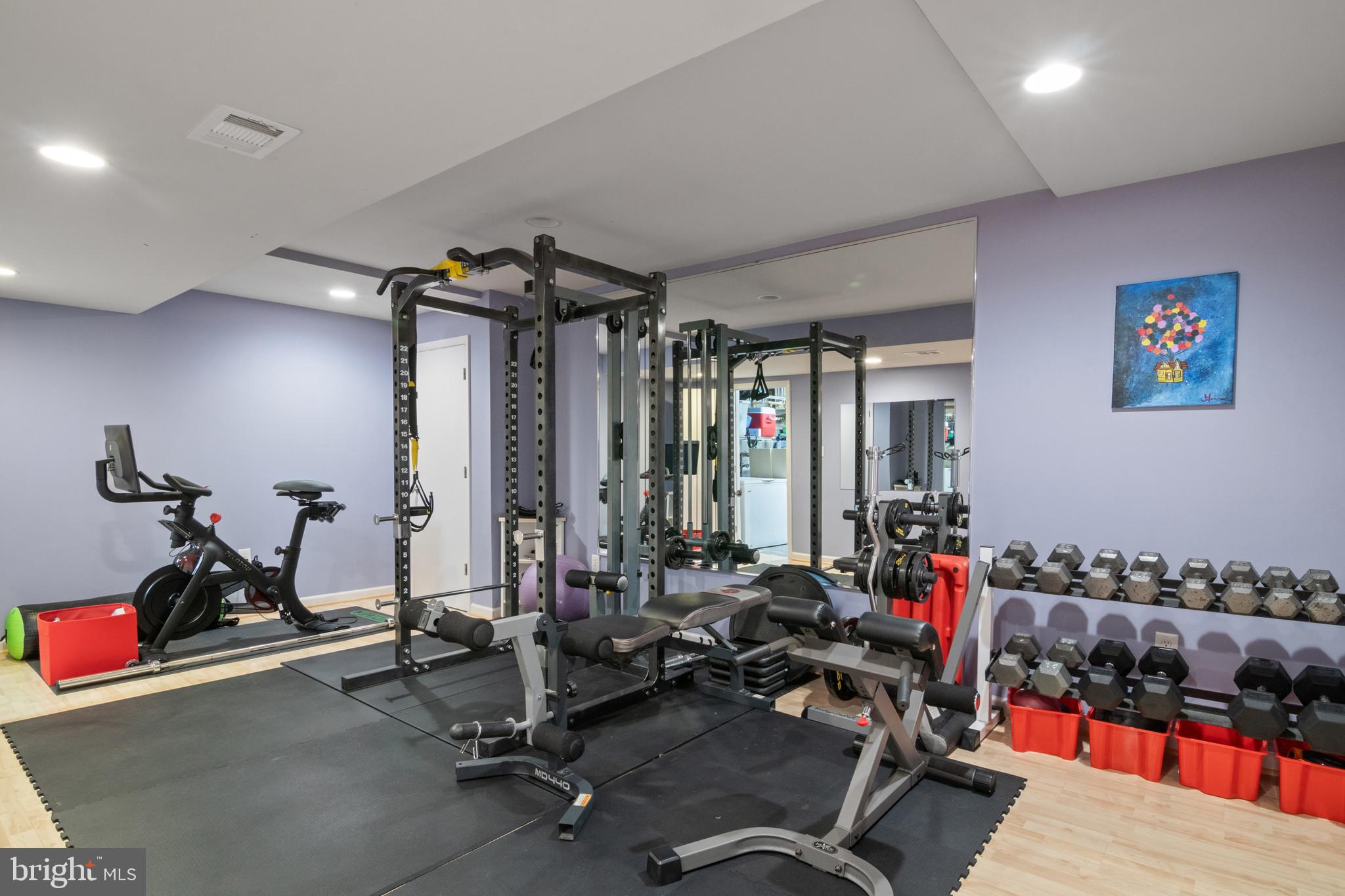 CONGRESSIONAL COUNTRY CLUB ESTATES - Residential