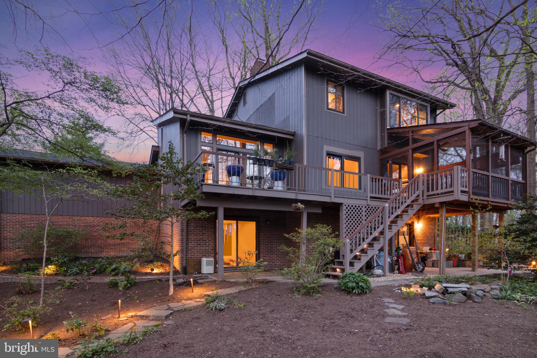 CONGRESSIONAL COUNTRY CLUB ESTATES - Residential