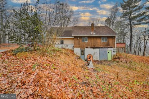 Homes For Sale - 355 Hickory Road<br/> PALMERTON, PA 18071