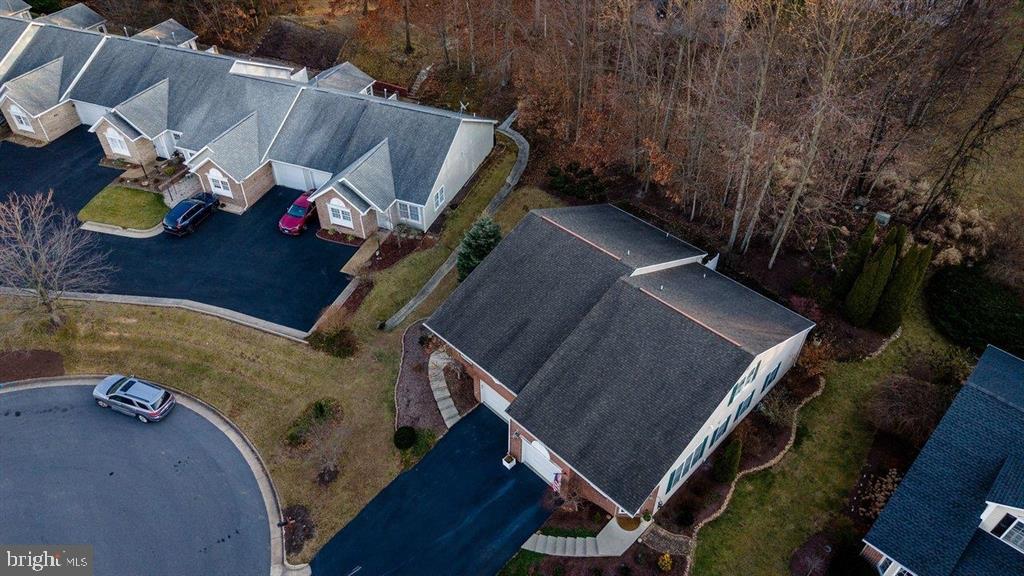 EMERALD DRIVE ESTATES - Residential