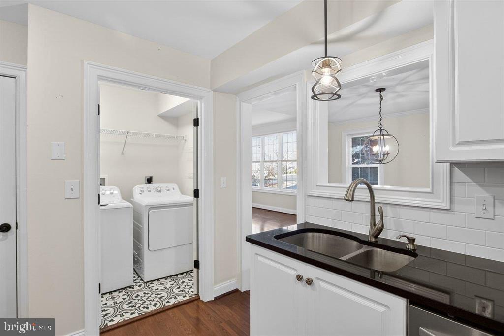 EMERALD DRIVE ESTATES - Residential