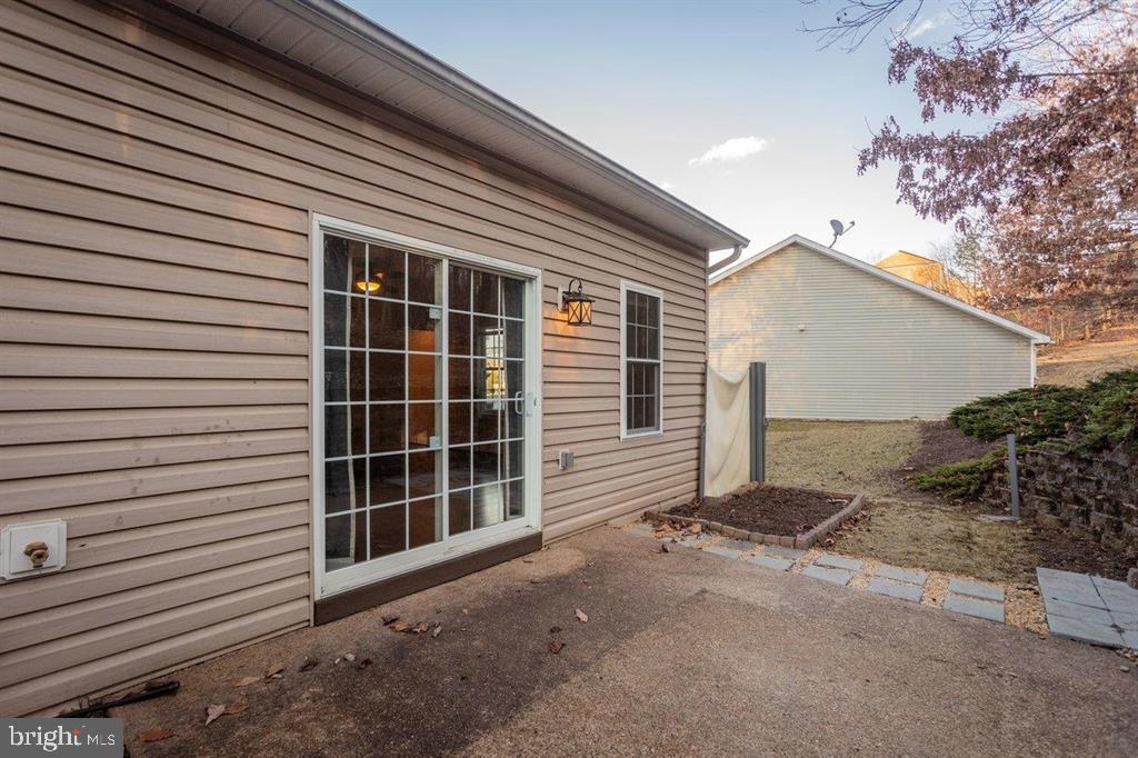 EMERALD DRIVE ESTATES - Residential