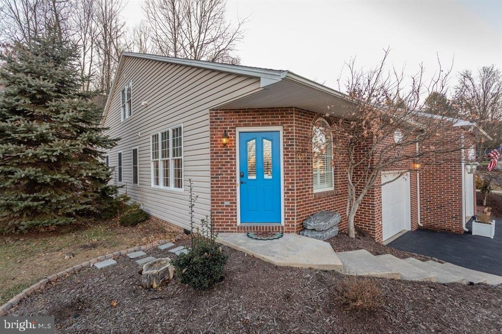 EMERALD DRIVE ESTATES - Residential