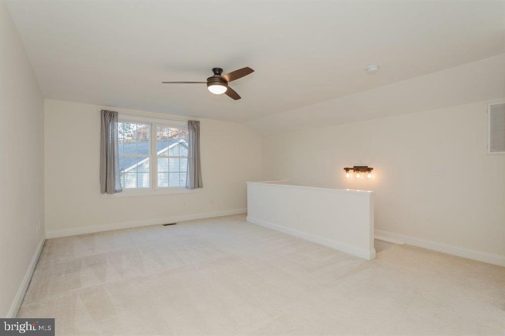 EMERALD DRIVE ESTATES - Residential