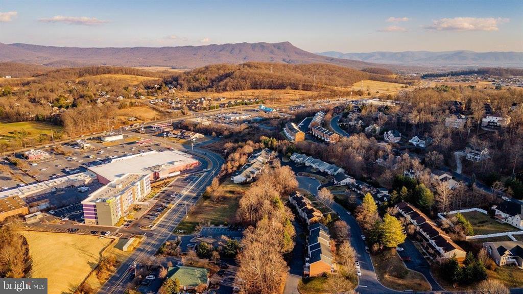 EMERALD DRIVE ESTATES - Residential