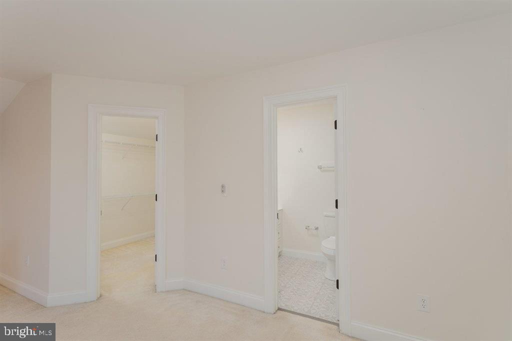 EMERALD DRIVE ESTATES - Residential