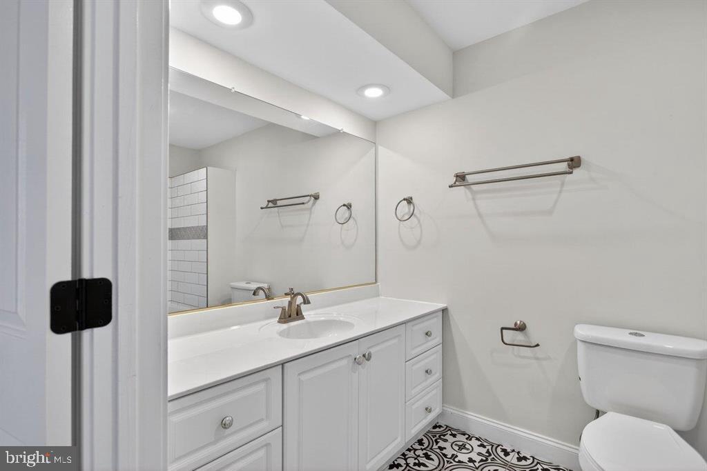 EMERALD DRIVE ESTATES - Residential