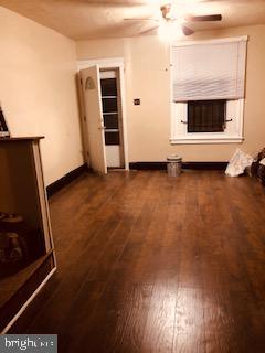 ELMWOOD PARK - Residential Lease