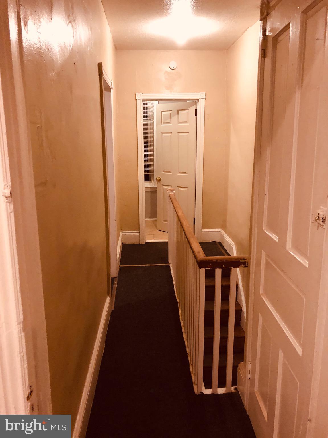 ELMWOOD PARK - Residential Lease